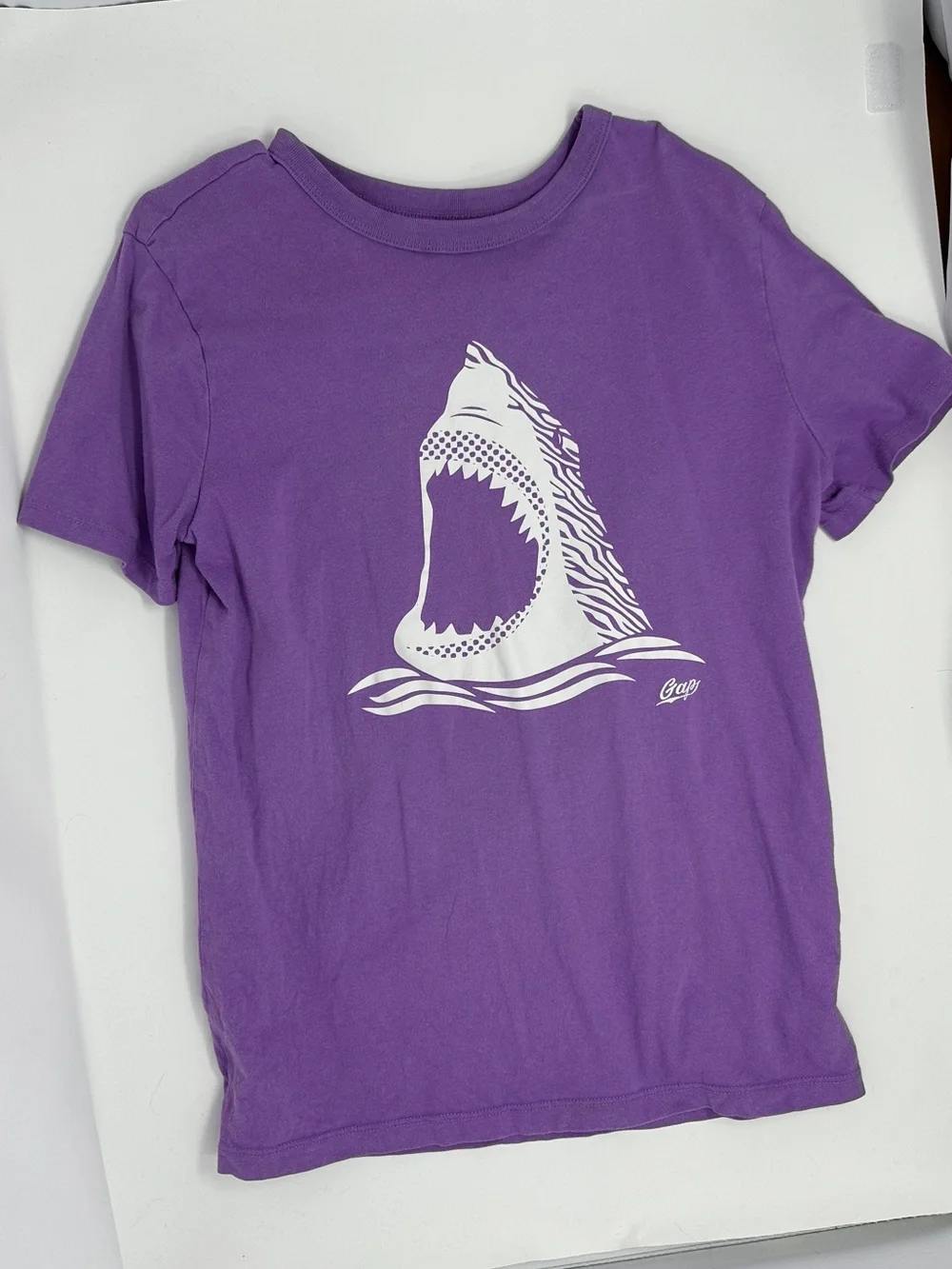 Kids gap shirt - Purple Shark Jaws Graphic Tee shirt - 100% cotton size 10 - 12